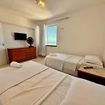 Ape A 90M Da Praia - 5 Quartos, Wifi, Ar Condicionado - Uh 601