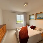 Ape A 90M Da Praia - 5 Quartos, Wifi, Ar Condicionado - Uh 601